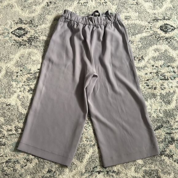 Lululemon Noir Crop - Picture 11 of 13